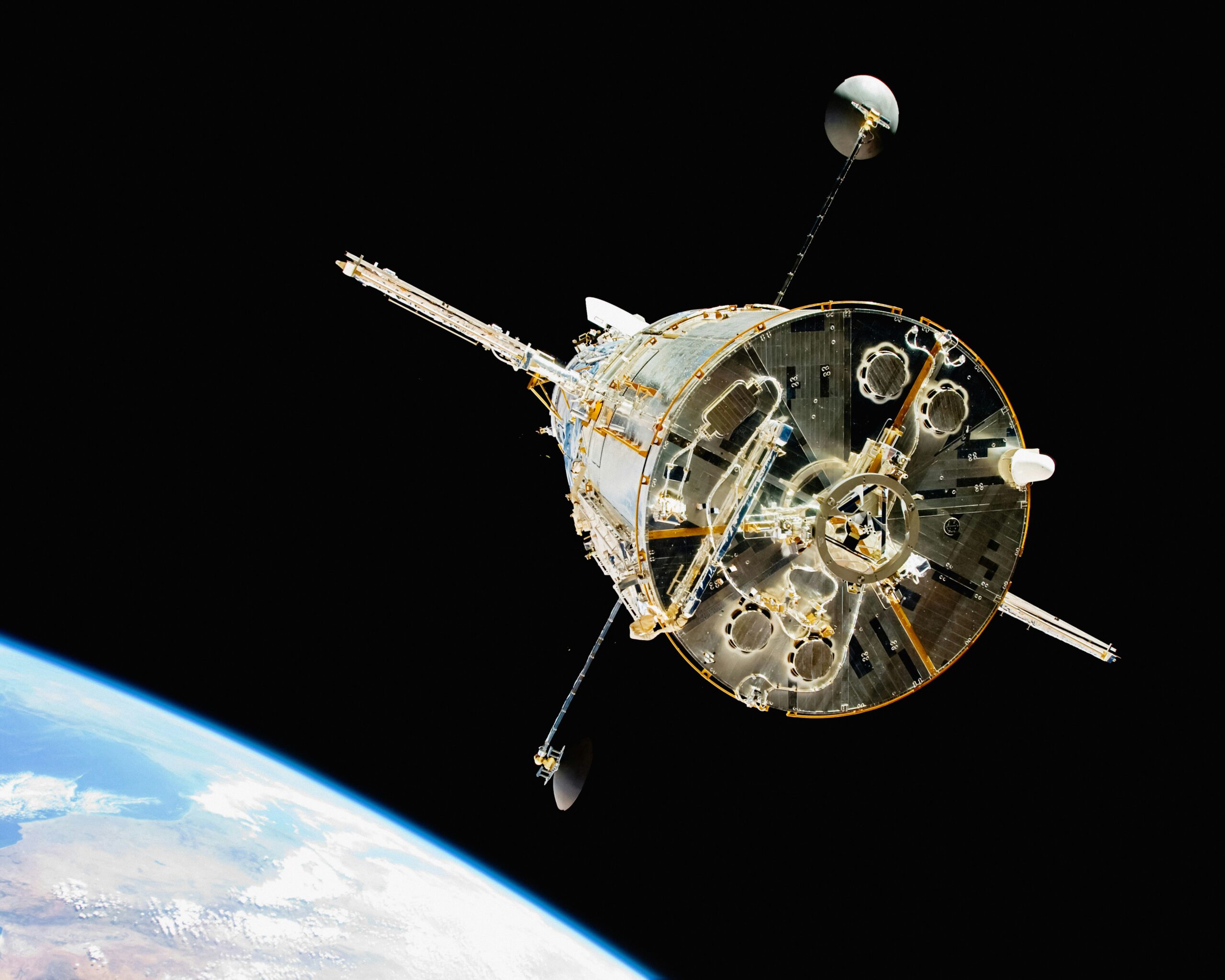 Raising Filtronic's Profile Across Space & Defence 6 Nasa Hubble Space Telescope